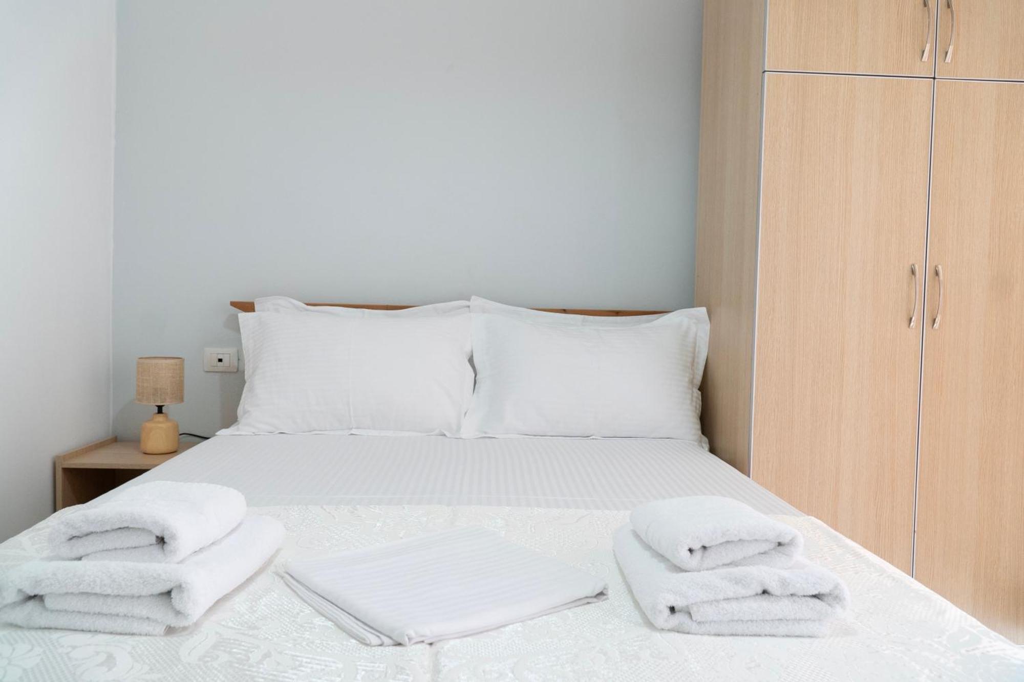Parid Appartments Lägenhet Sarandë