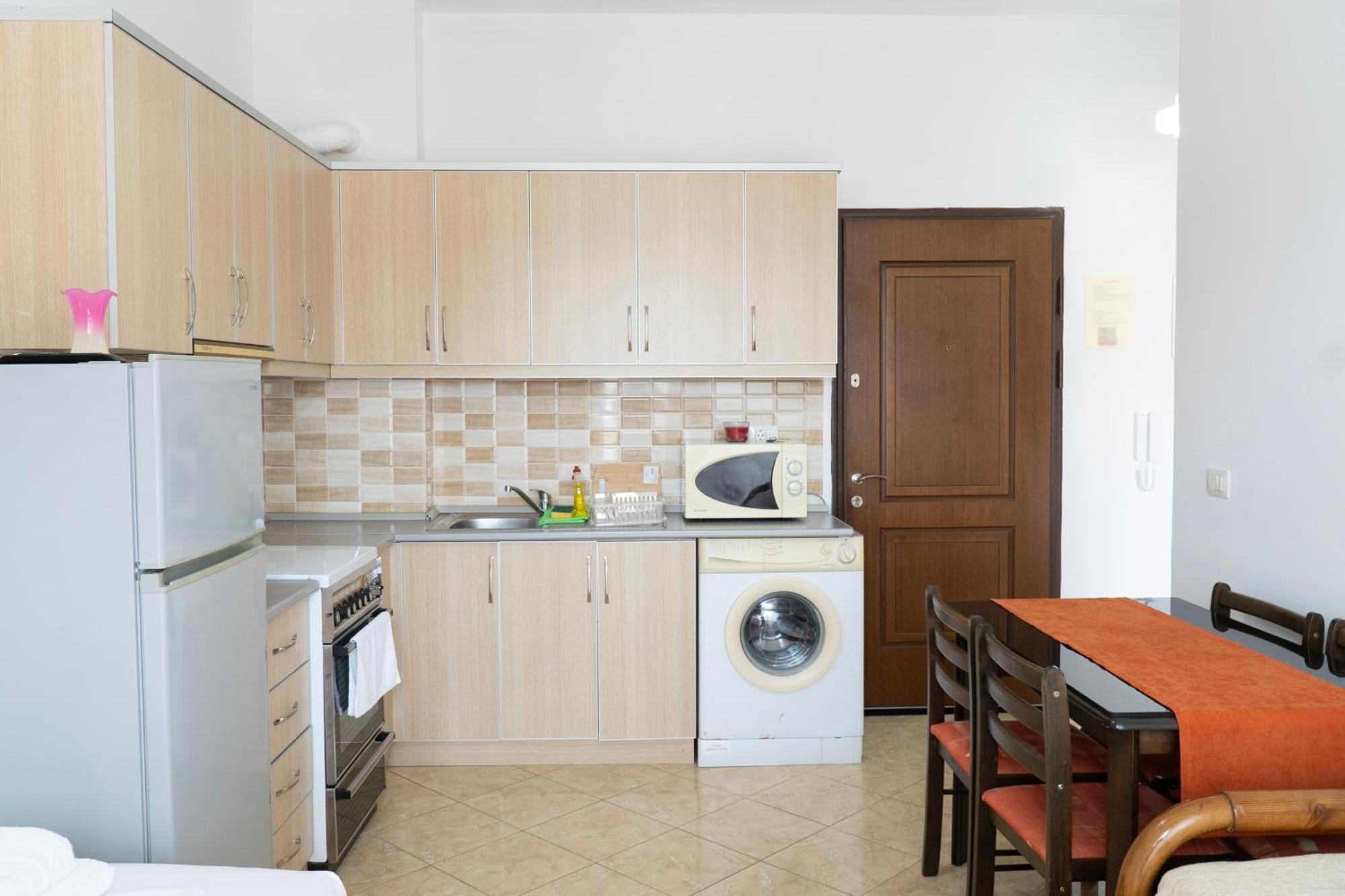 Parid Appartments *